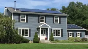 Vinyl Siding Replacement Costs in 2025: What Homeowners Need to Know