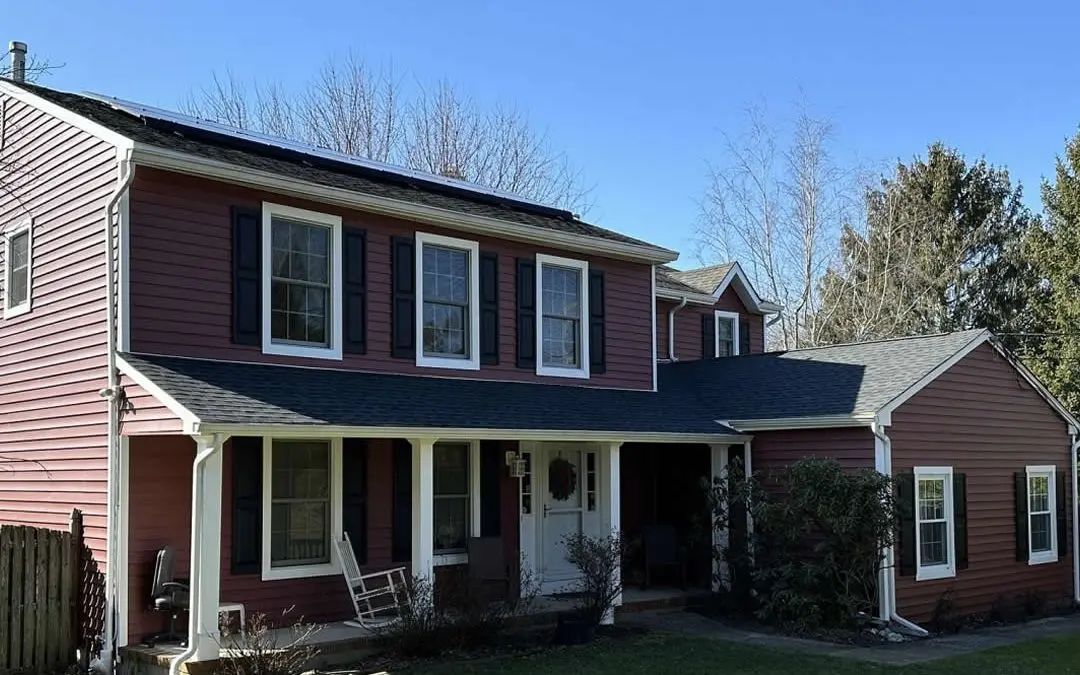 Vinyl Siding vs Hardie Board: Which Handles New Jersey’s Weather Better?